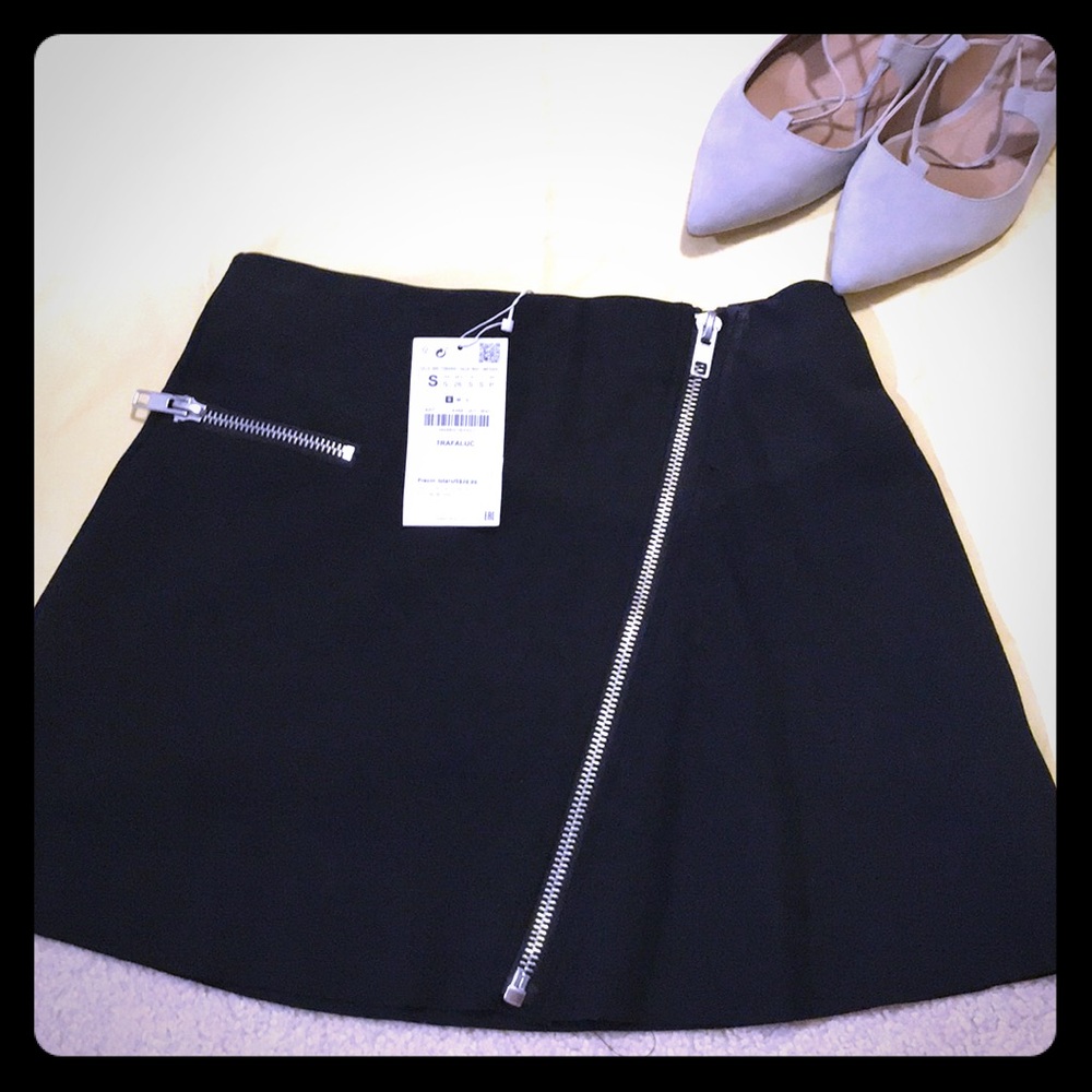 NWT Black Mini Skirt